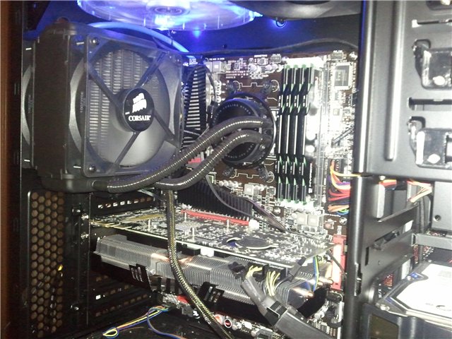 System, nur eben mit Blitz aufgenommen falls jemand mag.