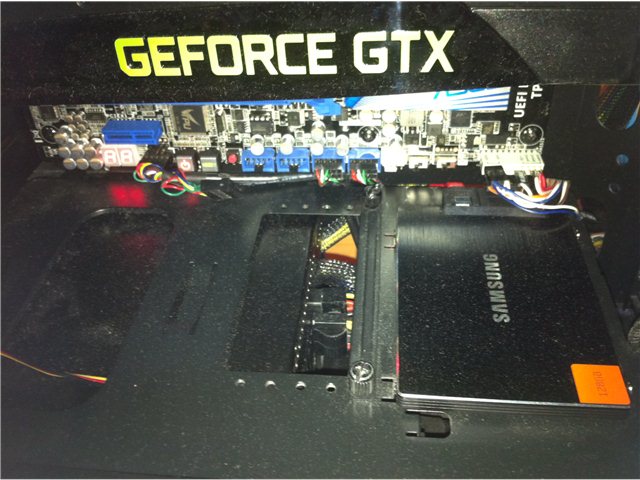 SAMSUNG SSD 830 128GB